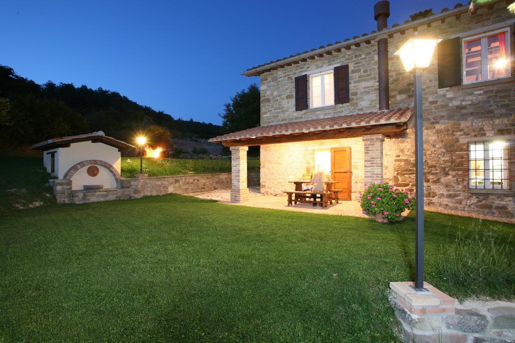 Agriturismo Caiburroni Pietralunga  Kültér fotó